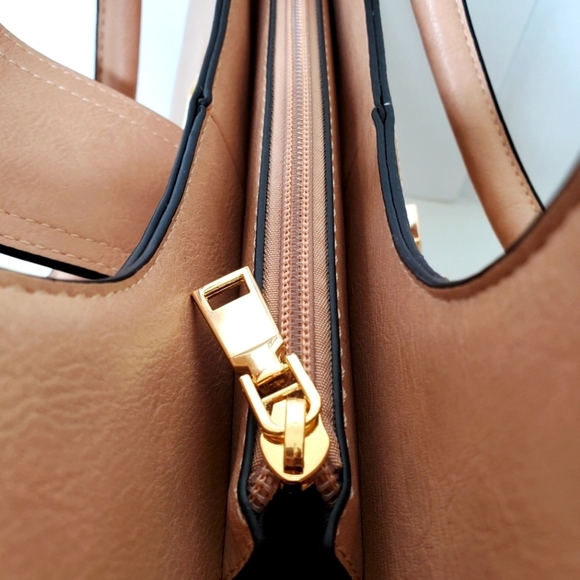 American Bee 3 piece Women Stylish Tan Leather Handbag Set - Picture 10 of 16